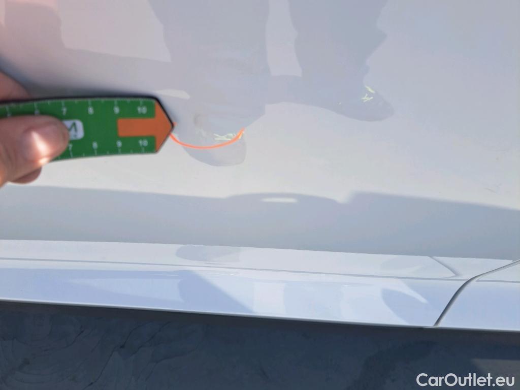  Hyundai  Tucson HYUNDAI  / 2018 / 5P / todoterreno 1.6 CRDI 85kW (116CV) 48V SLE 4X2(SP)(SL) #29