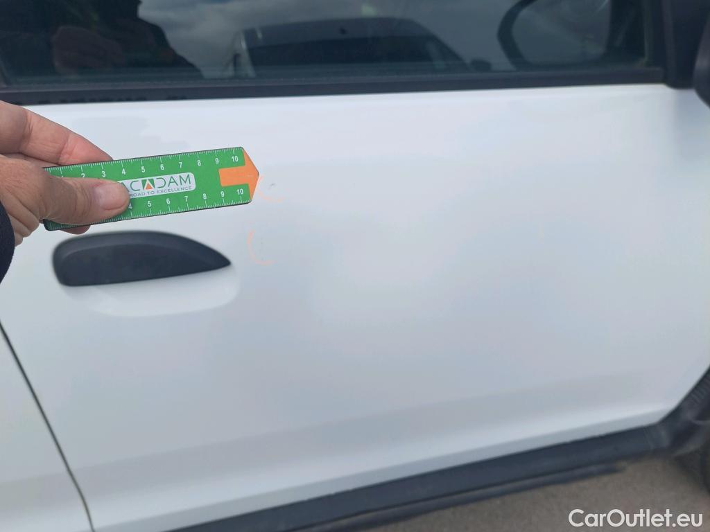  Dacia  Duster DACIA  / 2018 / 5P / todoterreno Essential TCE 74kW(100CV) ECO-G 4X2 #31