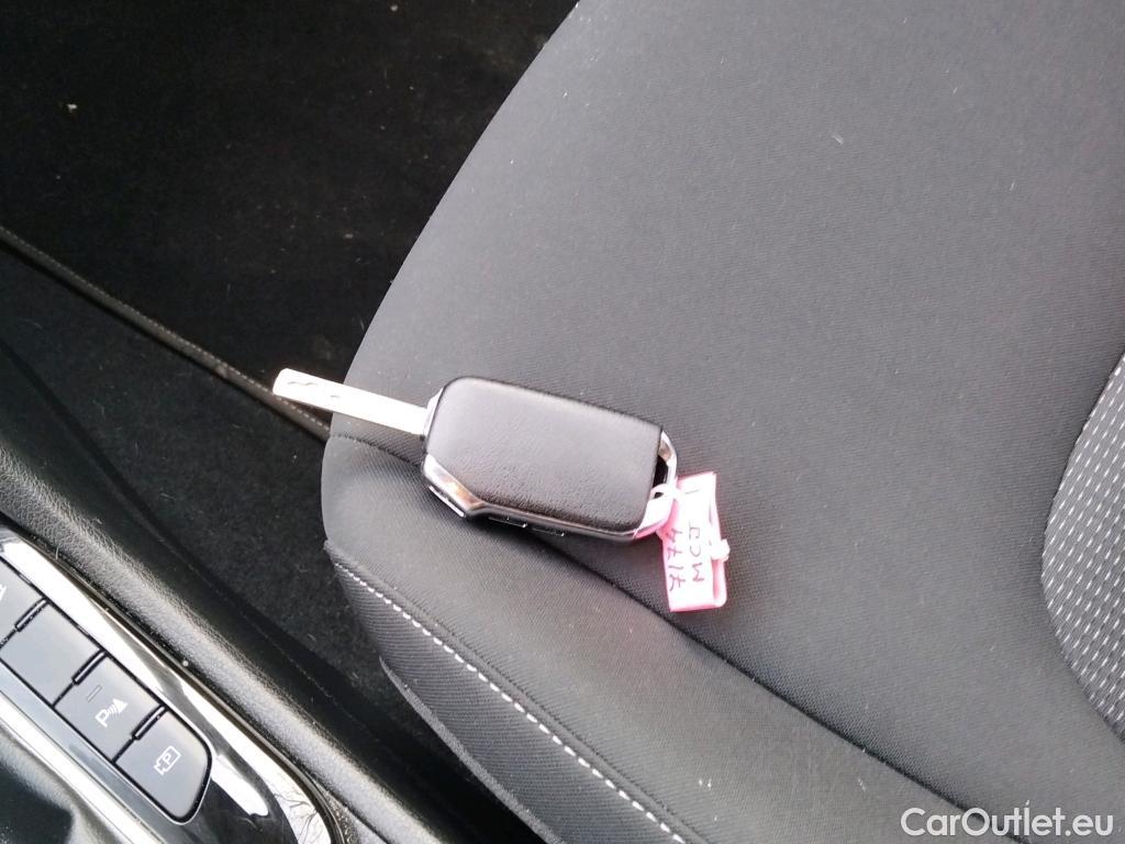  KIA  Sportage KIA  / 2022 / 5P / todoterreno 1.6 T-GDi 110kW (150CV) Drive 4x2 #1