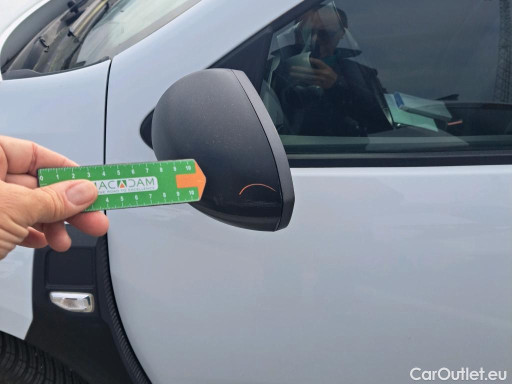  Dacia  Duster DACIA  / 2018 / 5P / todoterreno Essential TCE 74kW(100CV) ECO-G 4X2 #54