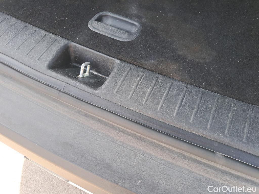  KIA  Sportage KIA  / 2022 / 5P / todoterreno 1.6 T-GDi HEV 171kW (230CV) Drive 4X2 #43