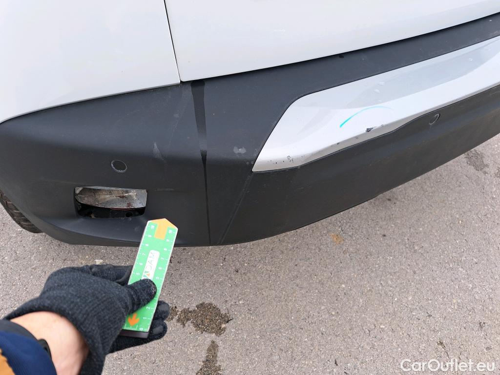  Peugeot  2008 PEUGEOT  / 2019 / 5P / todoterreno Allure BlueHDI 81kW (110CV) #22