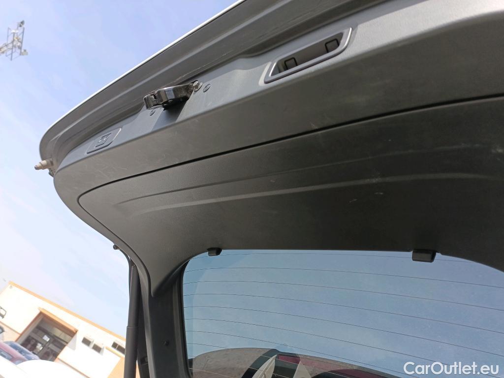  Land Rover  Discovery NISSAN QASHQAI / 2021 / 5P / todoterreno DIG-T 103kW N-Connecta (Skyline Pack) #26