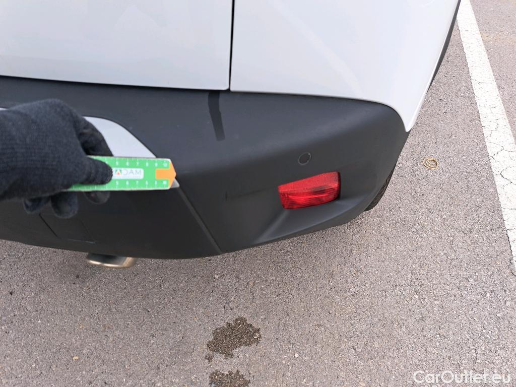  Peugeot  2008 PEUGEOT  / 2019 / 5P / todoterreno Allure BlueHDI 81kW (110CV) #23