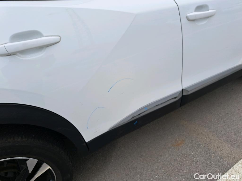  Peugeot  2008 PEUGEOT  / 2019 / 5P / todoterreno Allure BlueHDI 81kW (110CV) #10