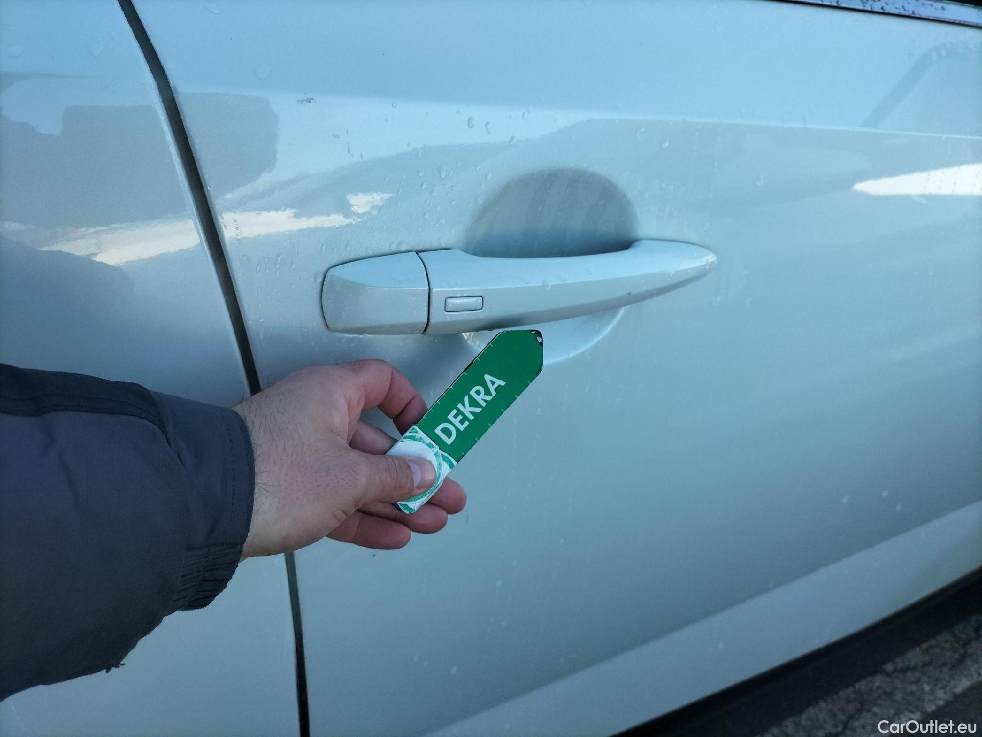  Nissan  Qashqai NISSAN  / 2021 / 5P / todoterreno DIG-T 116kW mHEV Xtronic Tekna (Skyline) #40