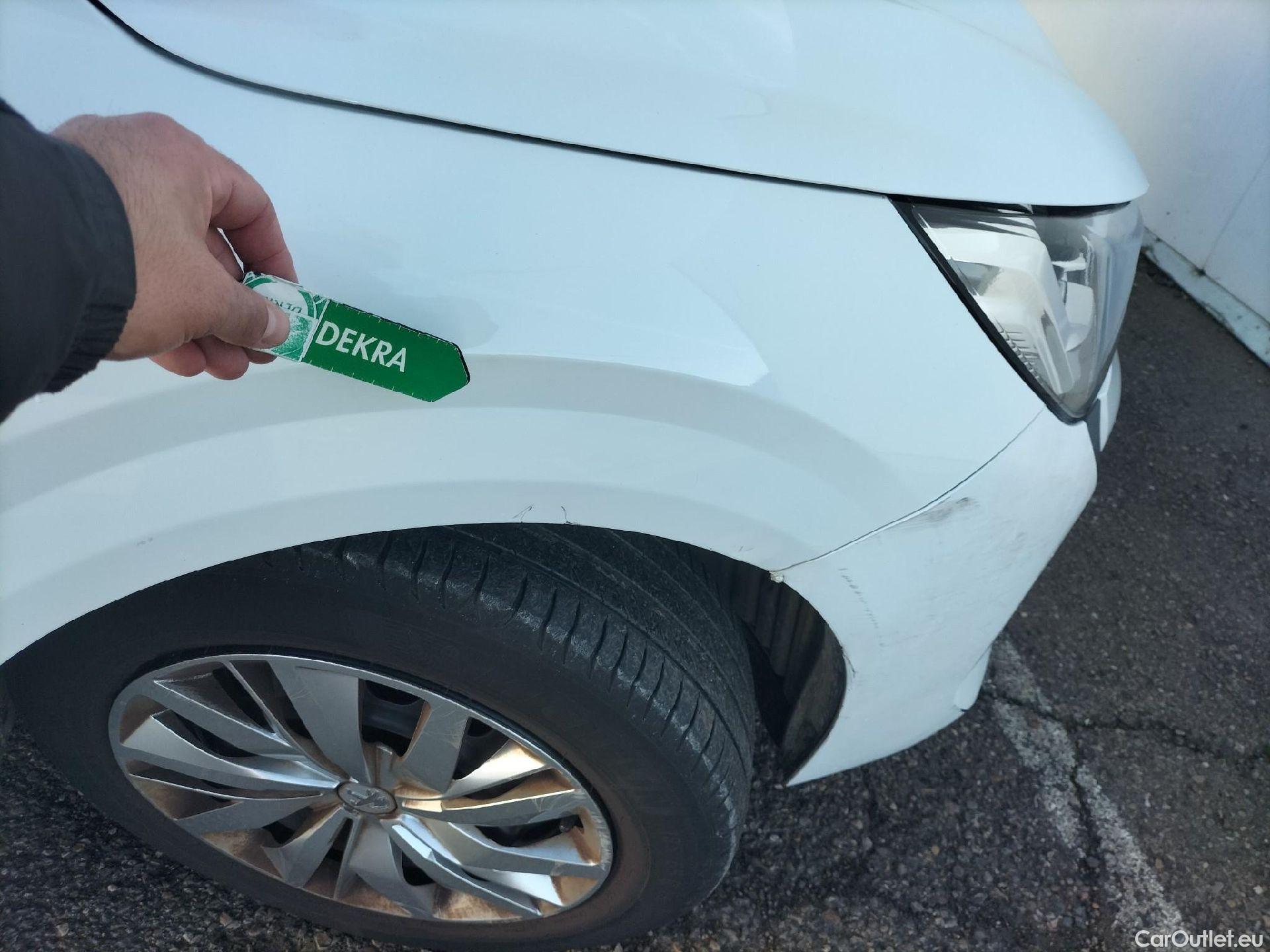  Peugeot  208  Like 1.2 Puretech 75CV MT5 E6d #24