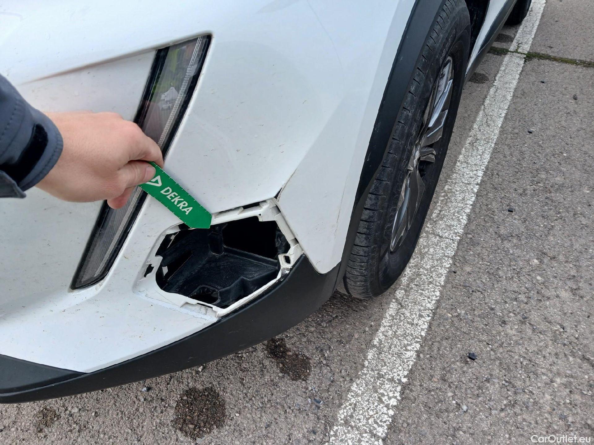  Peugeot  2008 PEUGEOT  / 2019 / 5P / todoterreno Active Pack BlueHDI 81kW (110CV) #2