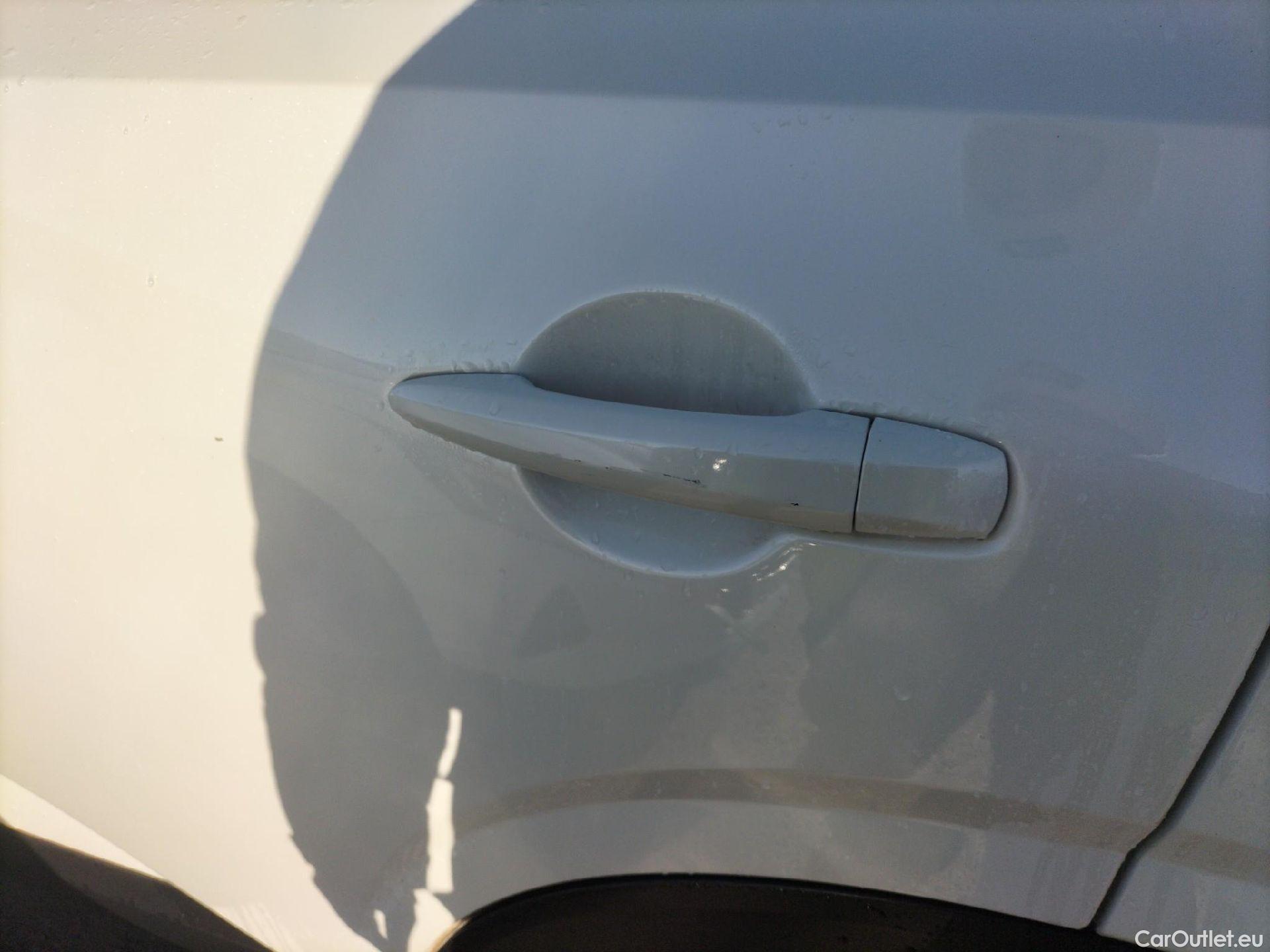  Nissan  Qashqai NISSAN  / 2021 / 5P / todoterreno DIG-T 116kW mHEV Xtronic Tekna (Skyline) #18