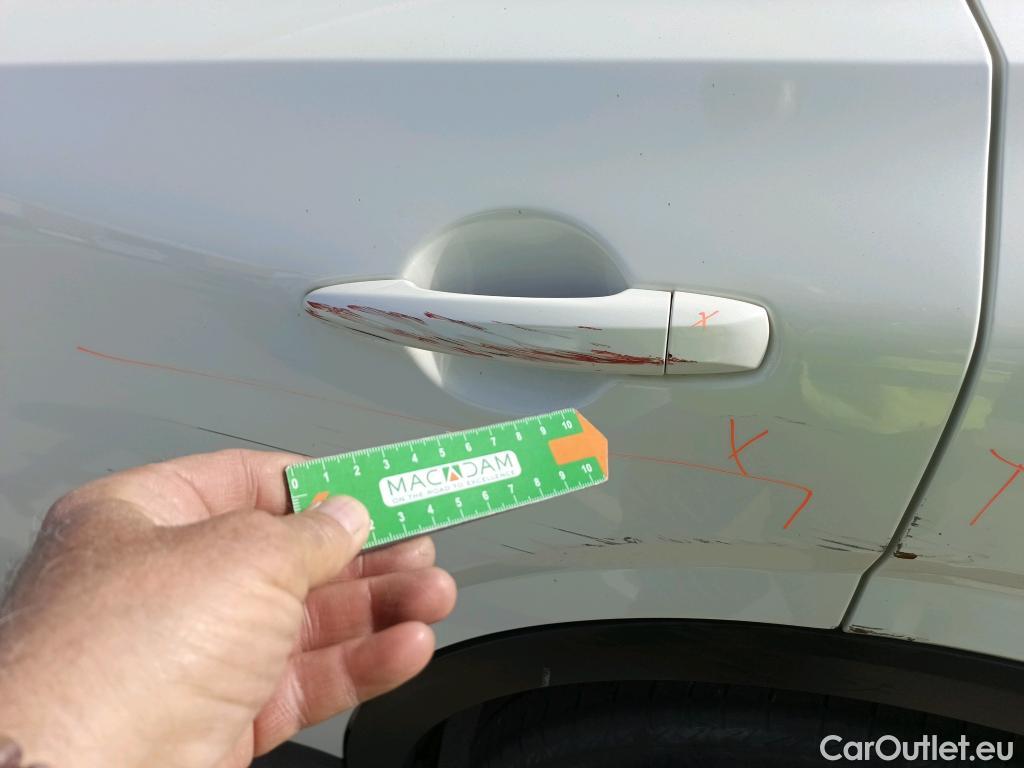  Land Rover  Discovery NISSAN QASHQAI / 2021 / 5P / todoterreno DIG-T 103kW N-Connecta (Skyline Pack) #41