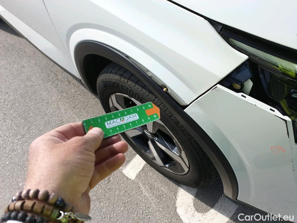  Land Rover  Discovery NISSAN QASHQAI / 2021 / 5P / todoterreno DIG-T 103kW N-Connecta (Skyline Pack) #37