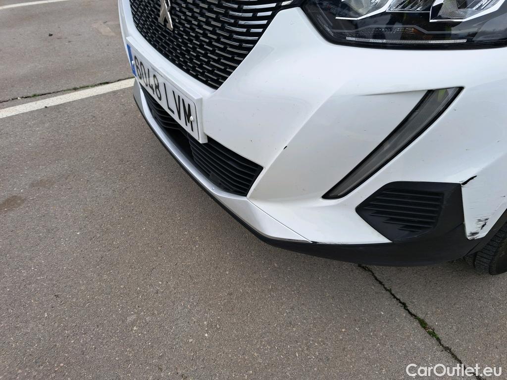  Peugeot  2008 PEUGEOT  / 2019 / 5P / todoterreno Allure BlueHDI 81kW (110CV) #24