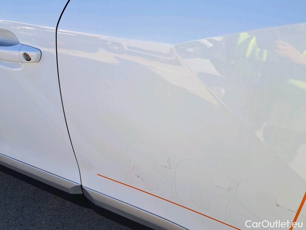  Peugeot  2008 PEUGEOT  / 2019 / 5P / todoterreno Allure BlueHDI 81kW (110CV) #10