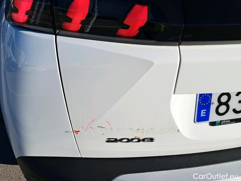  Peugeot  2008 PEUGEOT  / 2019 / 5P / todoterreno Allure BlueHDI 81kW (110CV) #3