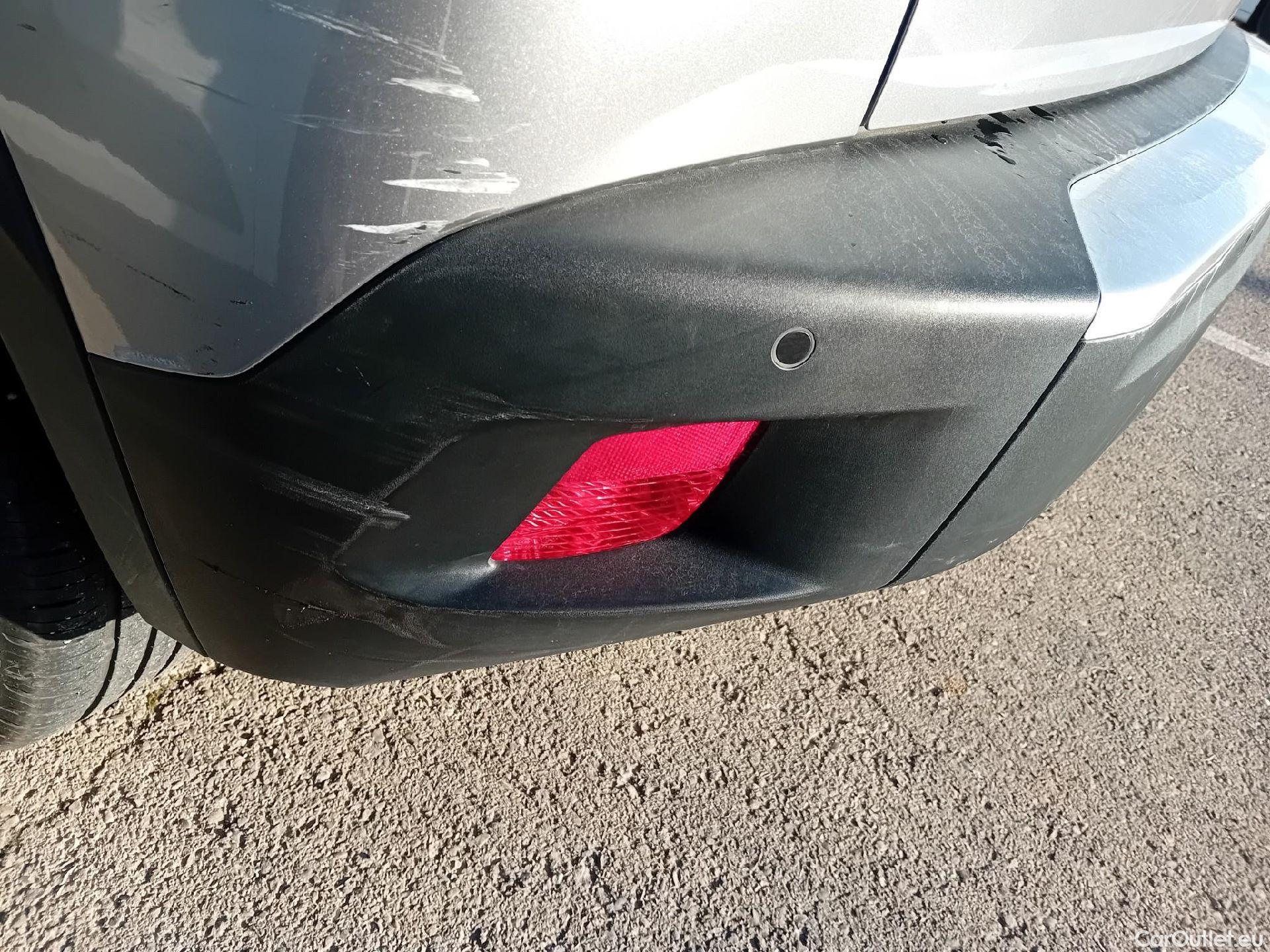  Peugeot  2008 PEUGEOT  / 2019 / 5P / todoterreno Active Pack BlueHDI 81kW (110CV) #11