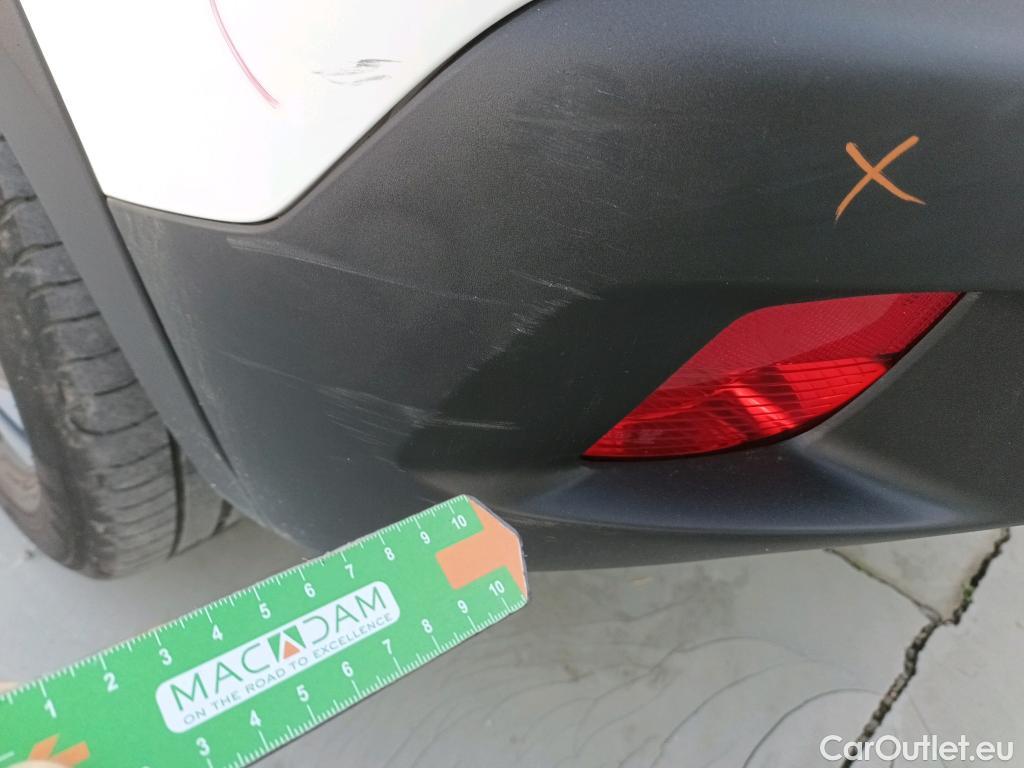  Peugeot  2008 PEUGEOT  / 2019 / 5P / todoterreno Allure BlueHDI 81kW (110CV) #15