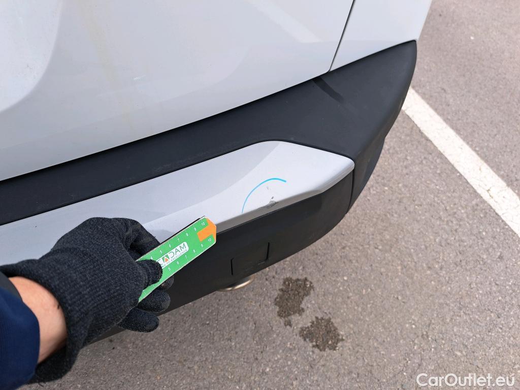  Peugeot  2008 PEUGEOT  / 2019 / 5P / todoterreno Allure BlueHDI 81kW (110CV) #31