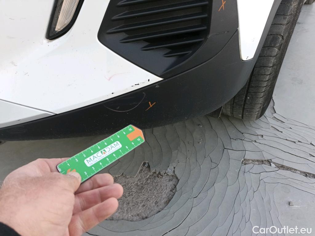  Peugeot  2008 PEUGEOT  / 2019 / 5P / todoterreno Allure BlueHDI 81kW (110CV) #10