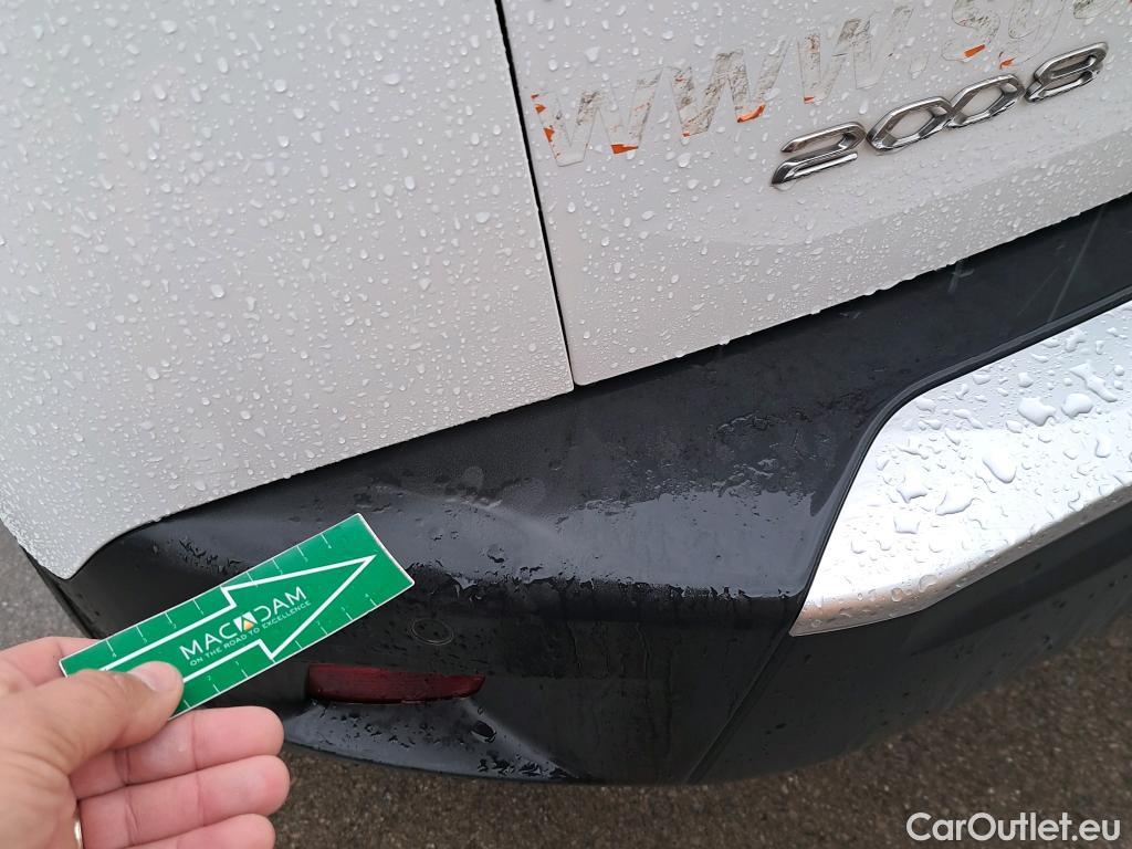  Peugeot  2008 PEUGEOT  / 2019 / 5P / todoterreno Allure BlueHDI 81kW (110CV) #5