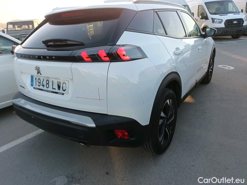  Peugeot  2008 PEUGEOT  / 2019 / 5P / todoterreno Allure BlueHDI 81kW (110CV) #2