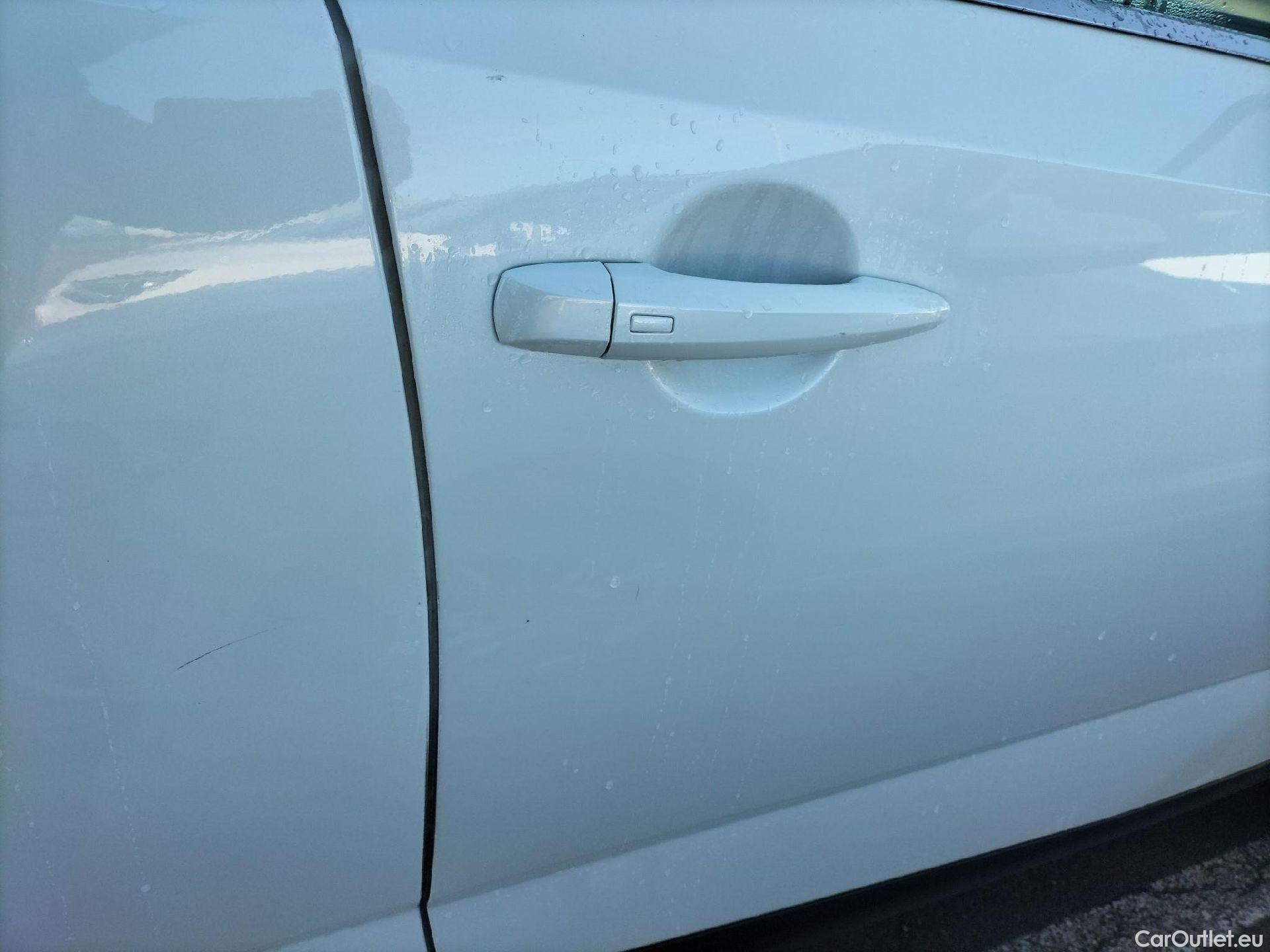  Nissan  Qashqai NISSAN  / 2021 / 5P / todoterreno DIG-T 116kW mHEV Xtronic Tekna (Skyline) #39