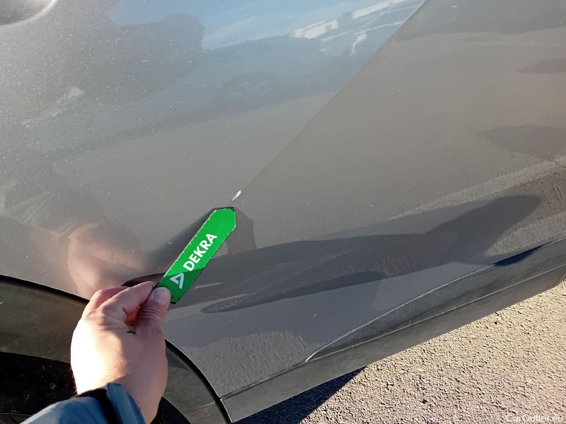  Peugeot  2008 PEUGEOT  / 2019 / 5P / todoterreno Active Pack BlueHDI 81kW (110CV) #18