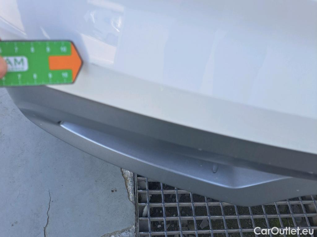  Skoda  KAMIQ SKODA  1.0 TSI 81kW (110CV) DSG Ambition #16