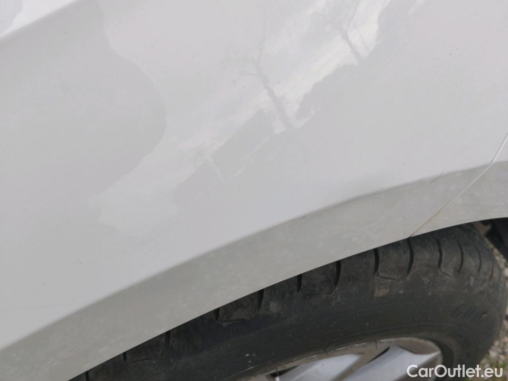  Land Rover  Discovery SEAT Nuevo León / 2020 / 5P / berlina con portón 2.0 TDI 85kW S&S Style Go(SP) #15