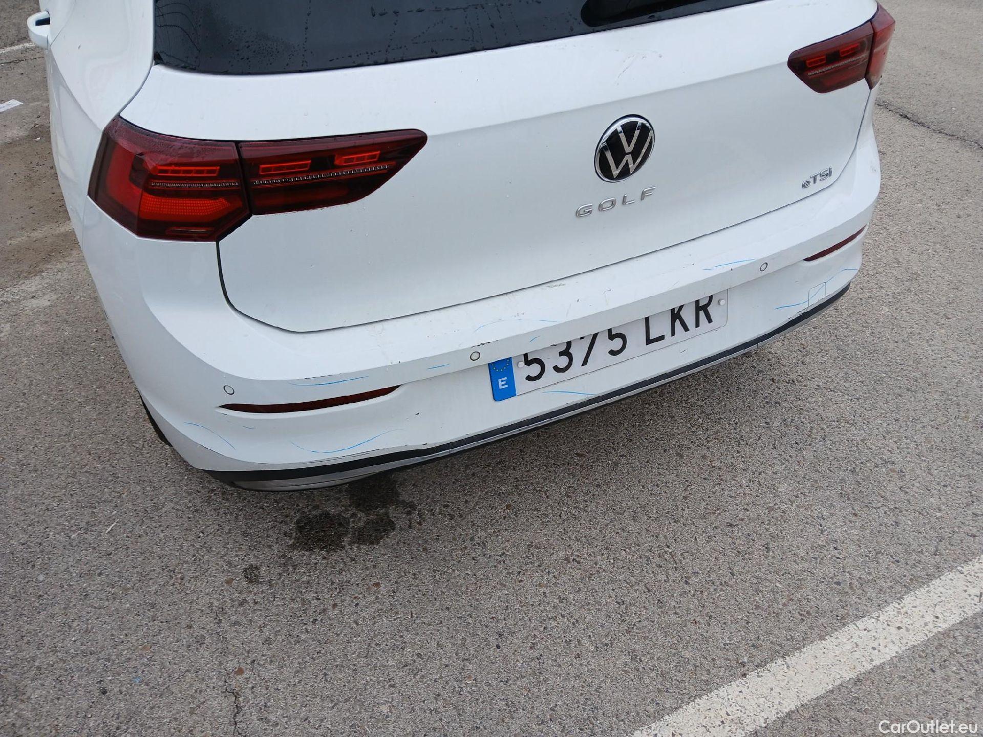  Volkswagen  Golf  VOLKSWAGEN / 2020 / 5P / berlina con portón Style 1.5 eTSI 110kW (150CV) DSG #19