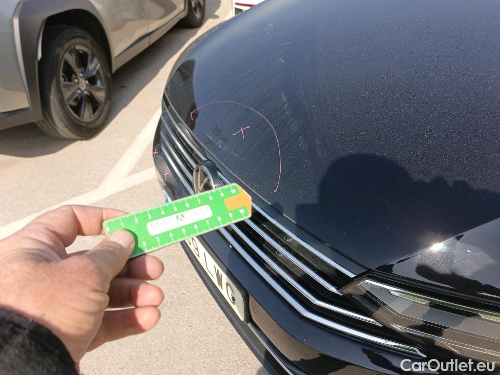  Volkswagen  Passat VOLKSWAGEN  / 2019 / 5P / familiar Variant Executive 2.0 TDI 90kW (122CV) D #1