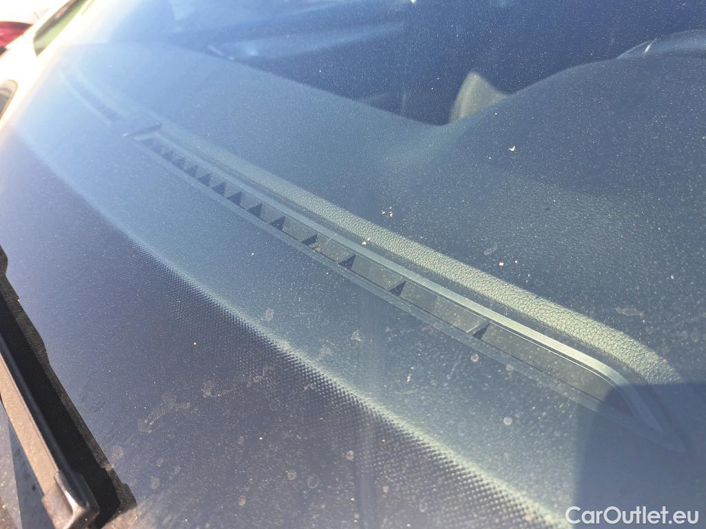  Skoda  Octavia SKODA  / 2016 / 5P / familiar Combi 1.6 TDI CR 85KW (115CV) Ambition #34