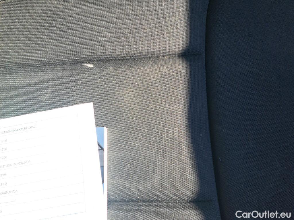  Skoda  KAMIQ SKODA  1.0 TSI 81kW (110CV) DSG Ambition #2