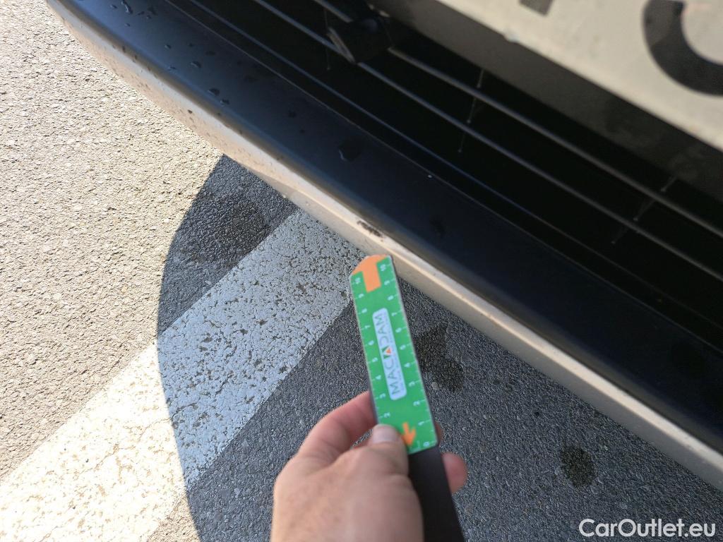  Toyota  RAV4 TOYOTA  / 2018 / 5P / todoterreno 2.5l 220H Advance #21