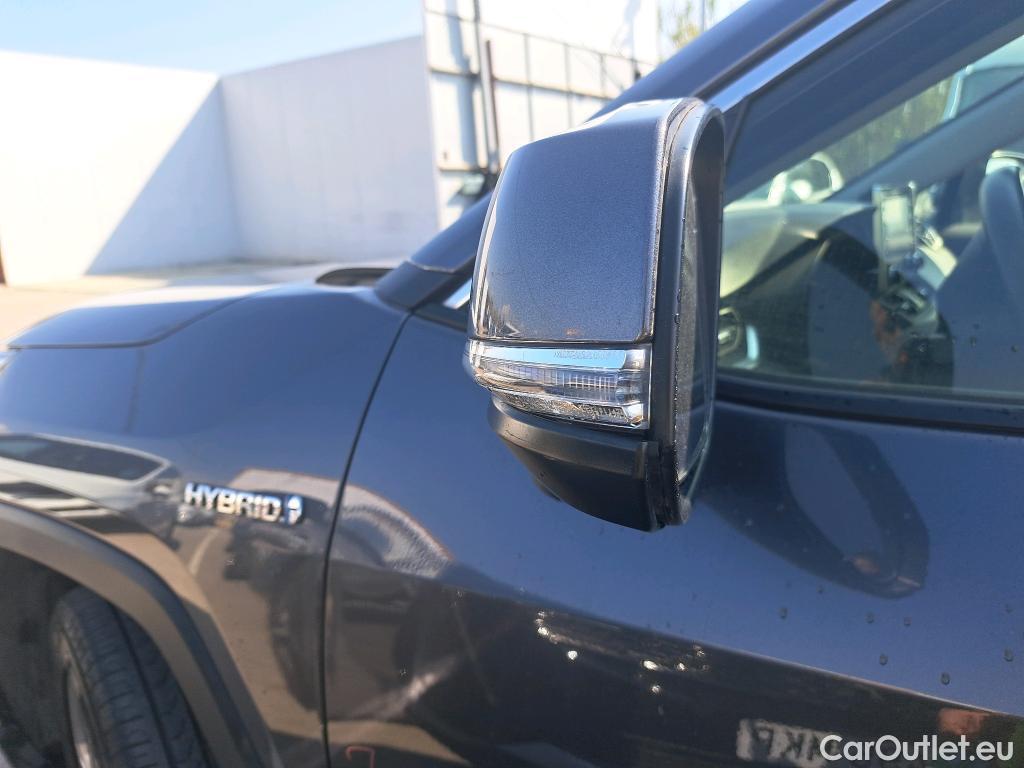  Toyota  RAV4 TOYOTA  / 2018 / 5P / todoterreno 2.5l 220H Advance #24