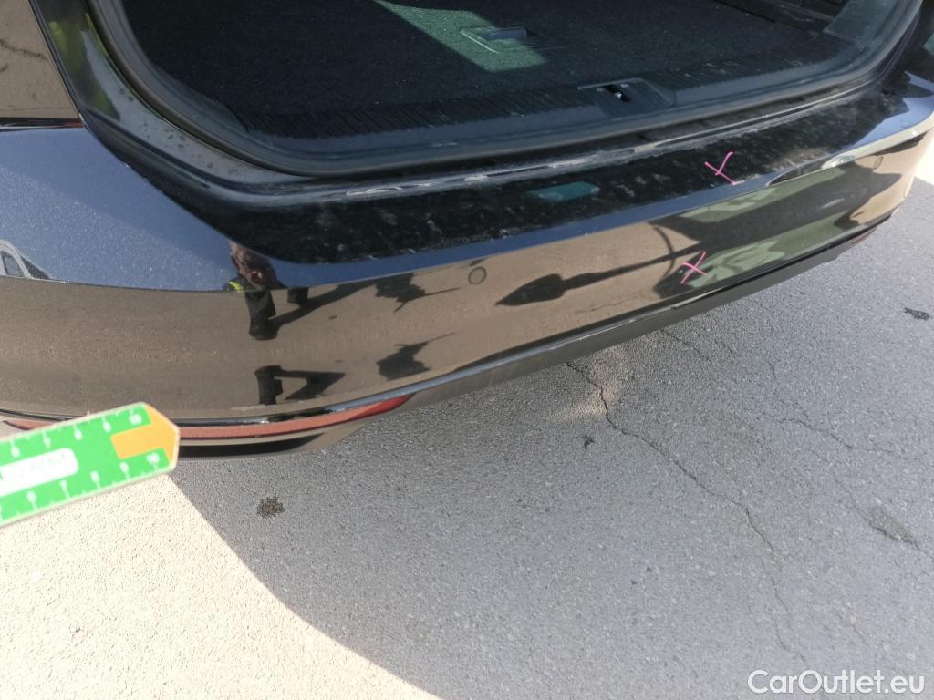  Volkswagen  Passat VOLKSWAGEN  / 2019 / 5P / familiar Variant Executive 2.0 TDI 90kW (122CV) D #13