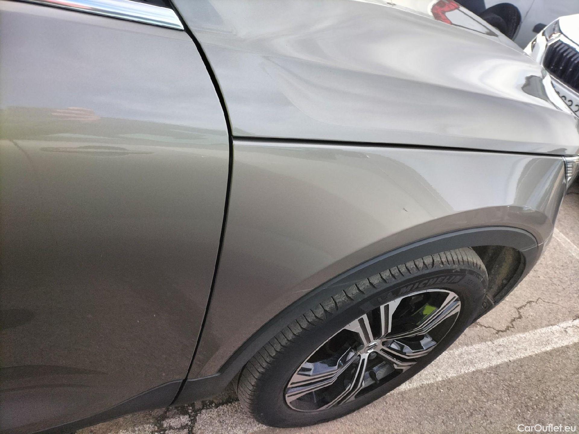  Volvo  XC 40 VOLVO XC40 / 2017 / 5P / todoterreno 1.5 T5 Twin Recharge Inscription Auto #6