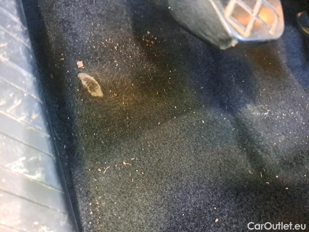  Skoda  Octavia SKODA  / 2016 / 5P / familiar Combi 1.6 TDI CR 85KW (115CV) Ambition #17