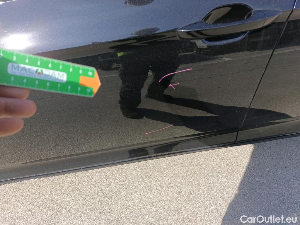  Volkswagen  Passat VOLKSWAGEN  / 2019 / 5P / familiar Variant Executive 2.0 TDI 90kW (122CV) D #3