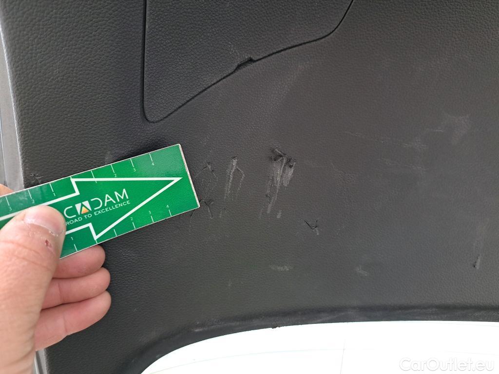  Volkswagen  T-ROC VOLKSWAGEN  / 2017 / 5P / todoterreno Advance 2.0 TDI 110kW (150CV) DSG (AC2) #19