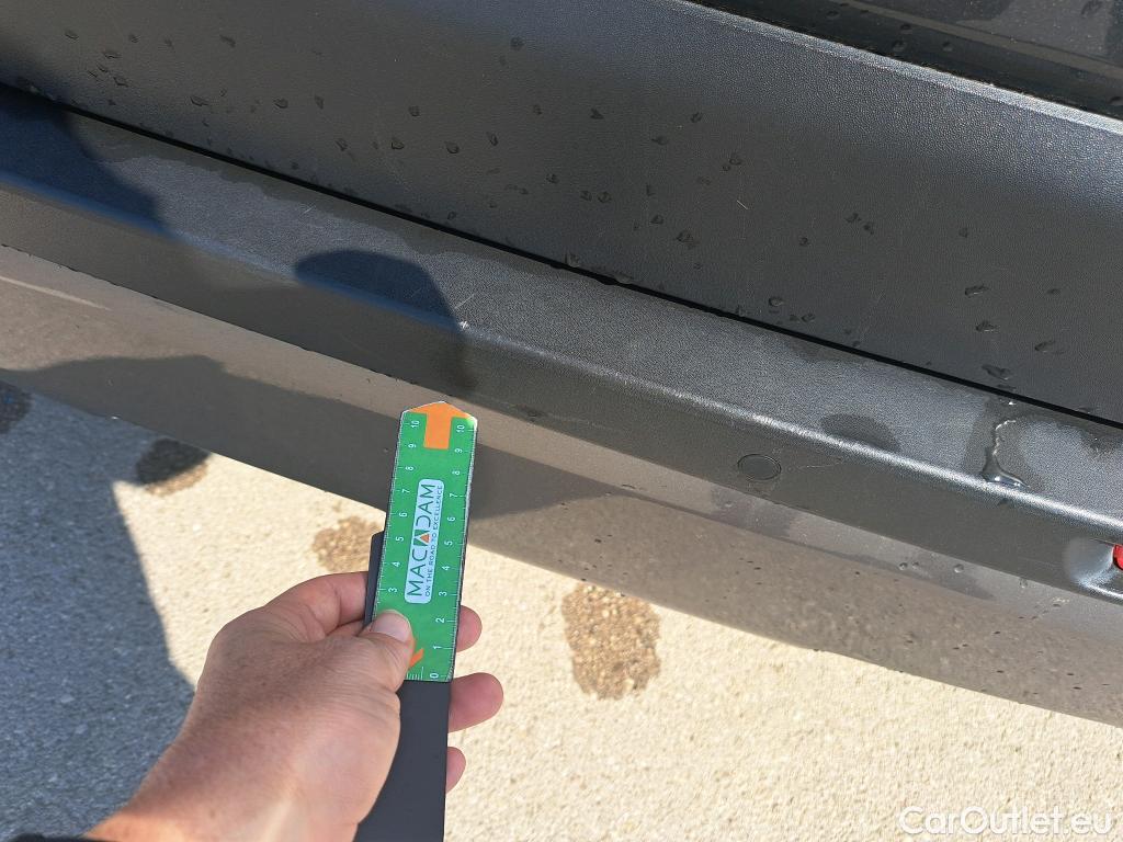  Toyota  RAV4 TOYOTA  / 2018 / 5P / todoterreno 2.5l 220H Advance #27