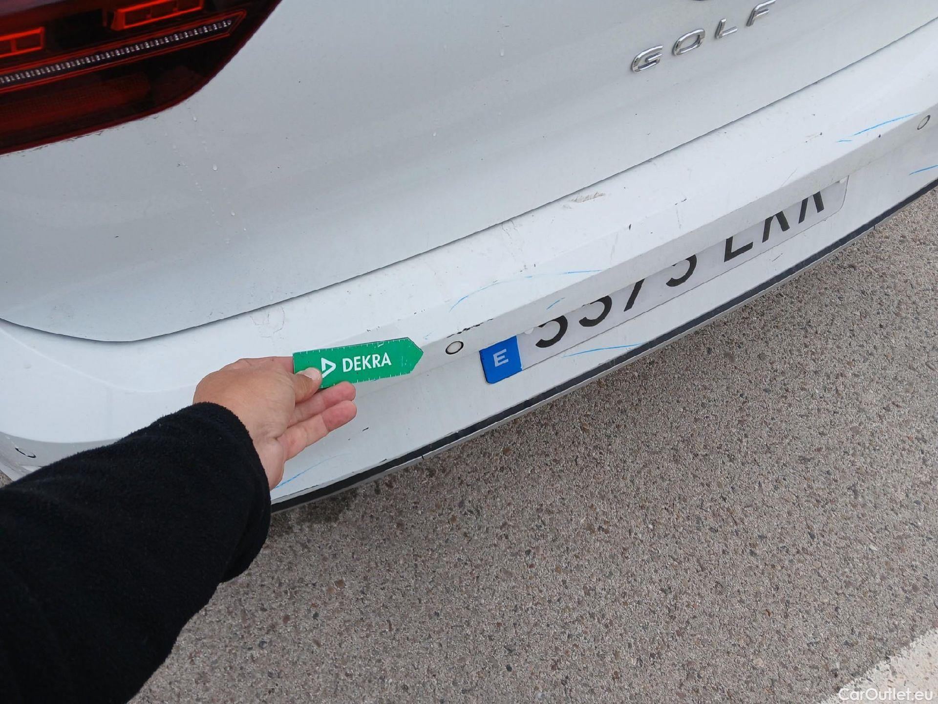  Volkswagen  Golf  VOLKSWAGEN / 2020 / 5P / berlina con portón Style 1.5 eTSI 110kW (150CV) DSG #20