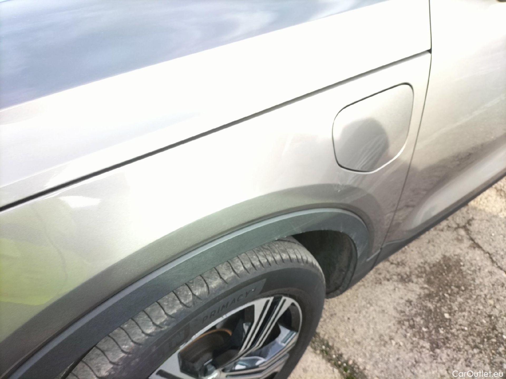  Volvo  XC 40 VOLVO XC40 / 2017 / 5P / todoterreno 1.5 T5 Twin Recharge Inscription Auto #12