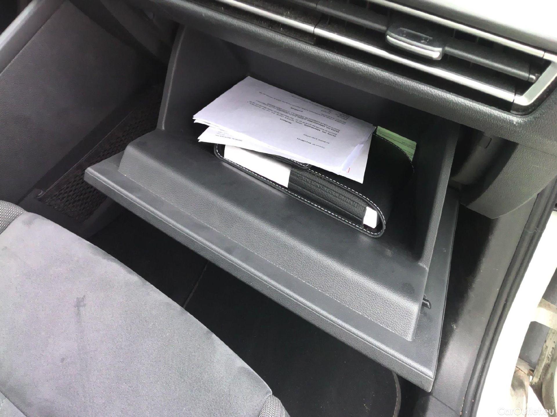  Volkswagen  Golf  VOLKSWAGEN / 2020 / 5P / berlina con portón Style 1.5 eTSI 110kW (150CV) DSG #1