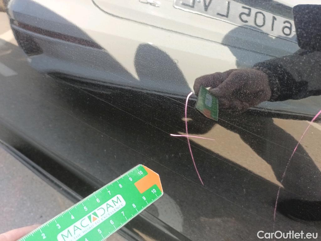  Volkswagen  Passat VOLKSWAGEN  / 2019 / 5P / familiar Variant Executive 2.0 TDI 90kW (122CV) D #18