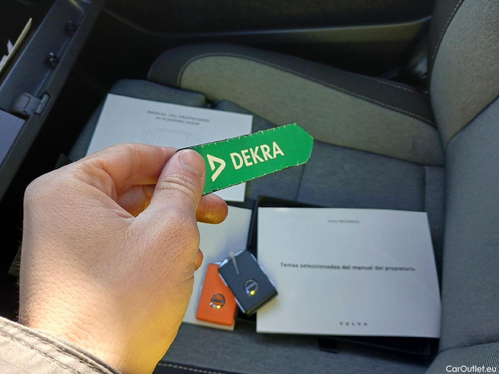  Volvo  XC 40 VOLVO XC40 / 2017 / 5P / todoterreno 1.5 T5 Twin Recharge Inscription Ex Auto #9