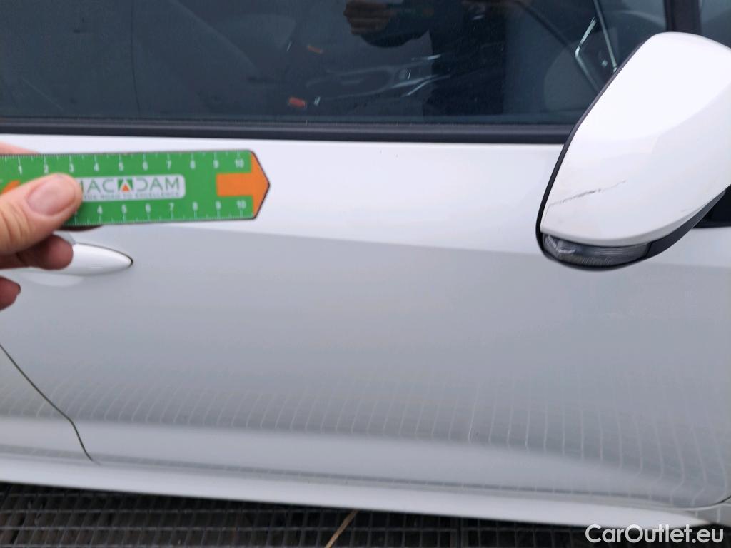  Toyota  Corolla TOYOTA  / 2019 / 5P / familiar 1.8 125H ACTIVE TECH E-CVT TOU SPORT #5