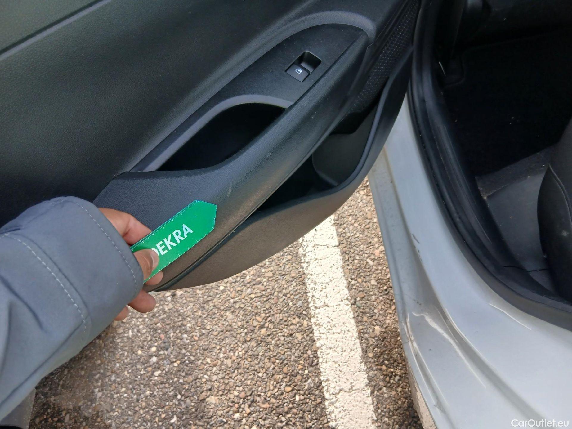  Hyundai  i20 HYUNDAI  / 2020 / 5P / berlina con portón 1.0 TGDI 74kW (100CV) 48V Klass #10