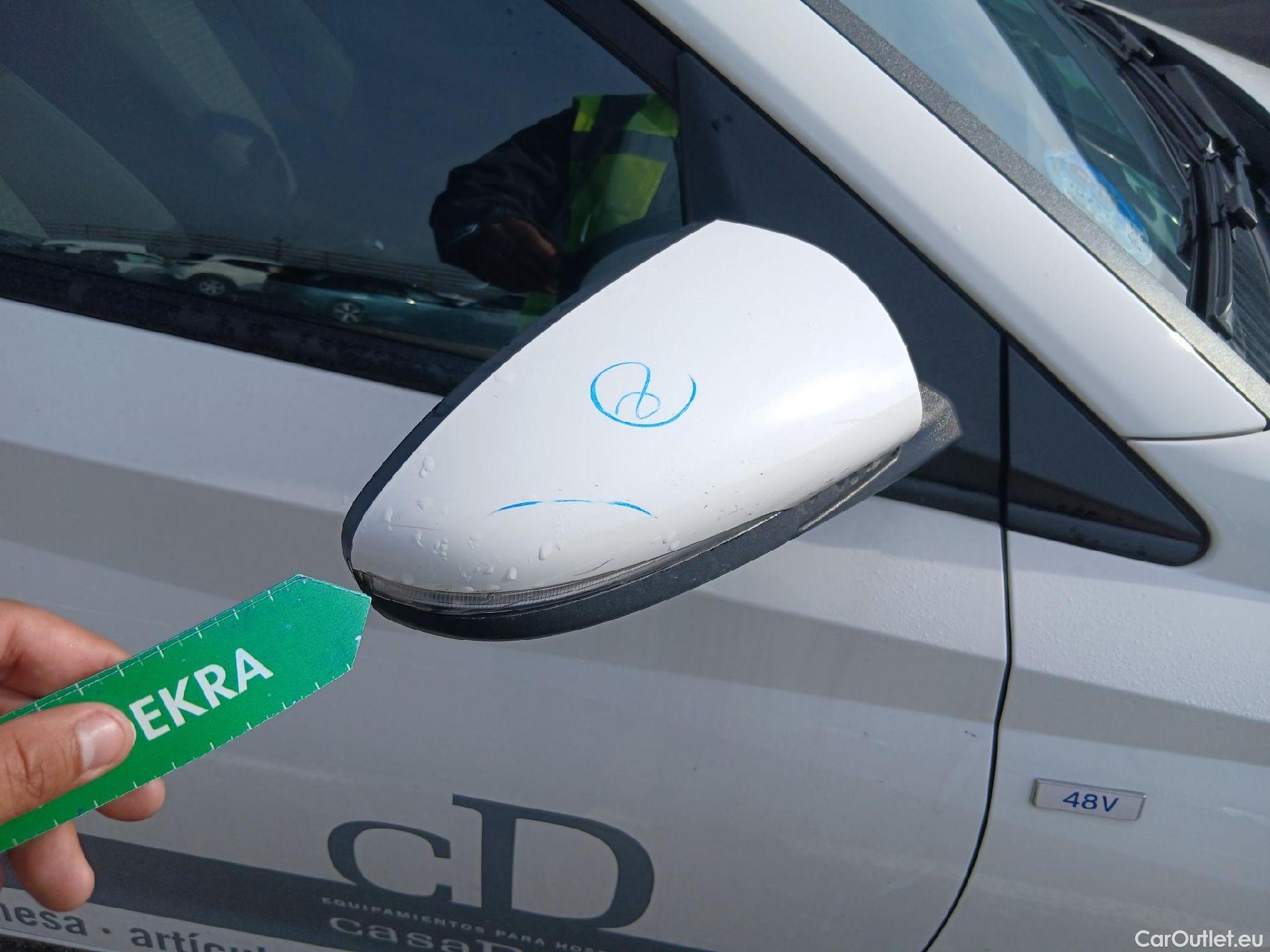  Hyundai  i20 HYUNDAI  / 2020 / 5P / berlina con portón 1.0 TGDI 74kW (100CV) 48V Klass #28