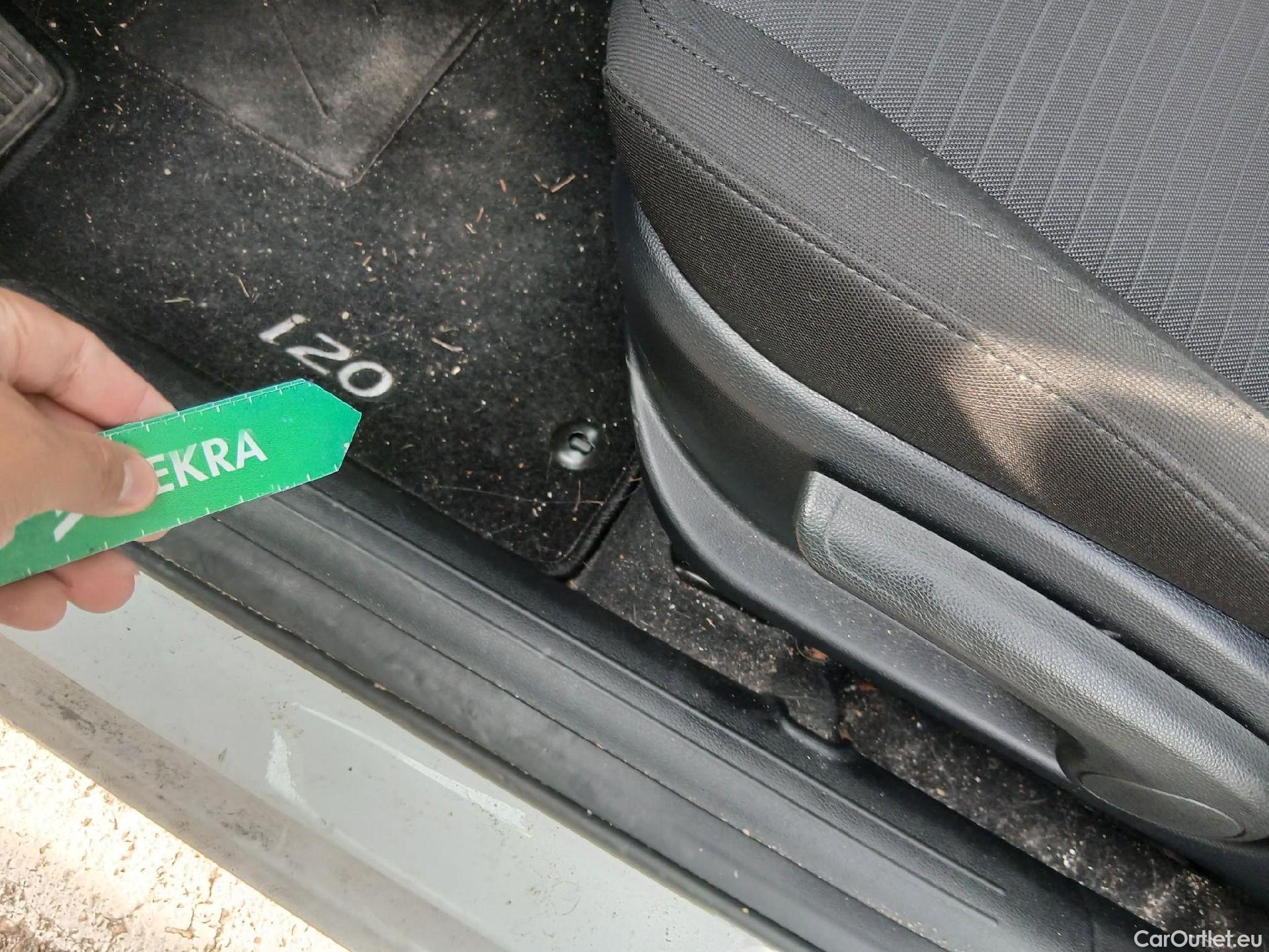  Hyundai  i20 HYUNDAI  / 2020 / 5P / berlina con portón 1.0 TGDI 74kW (100CV) 48V Klass #1