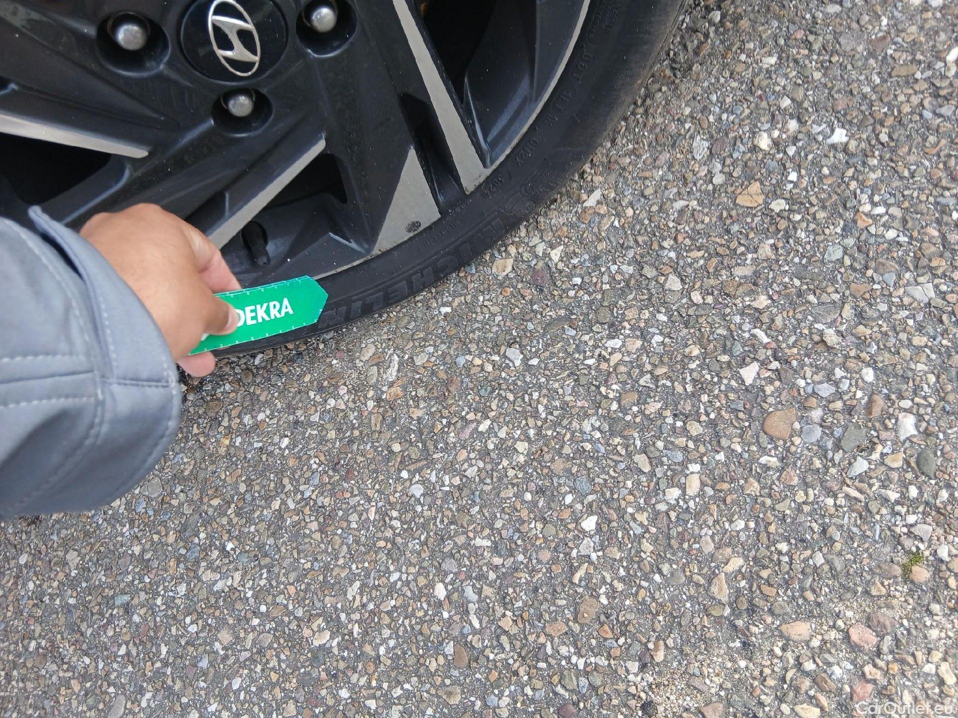  Hyundai  i20 HYUNDAI  / 2020 / 5P / berlina con portón 1.0 TGDI 74kW (100CV) 48V Klass #34